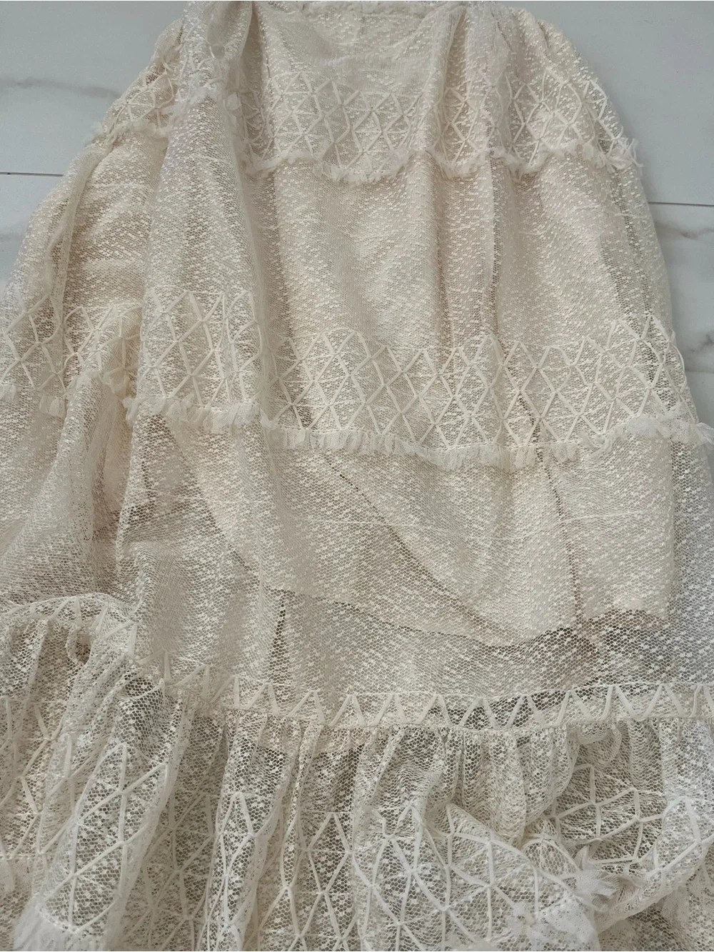 Skylar Rose Off-Shoulder Open-Back Lace Maxi Dress in Cream size M - Picture 5 of 7